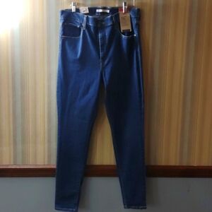 NWT Mile high super skinny Levi's size 32